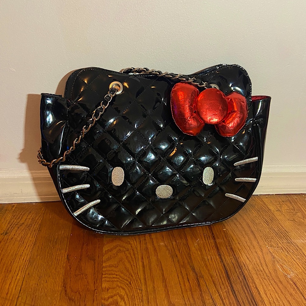 Hello Kitty Loungefly Purse in Black